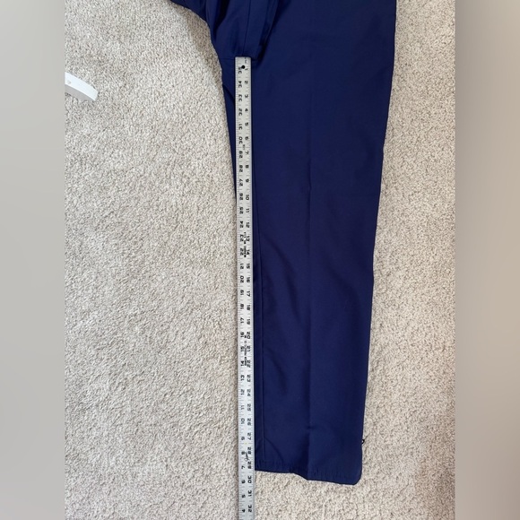 Forrester’s Women’s Gore-Tex Purple Plaid Golf Windbreaker Set - Picture 8 of 12